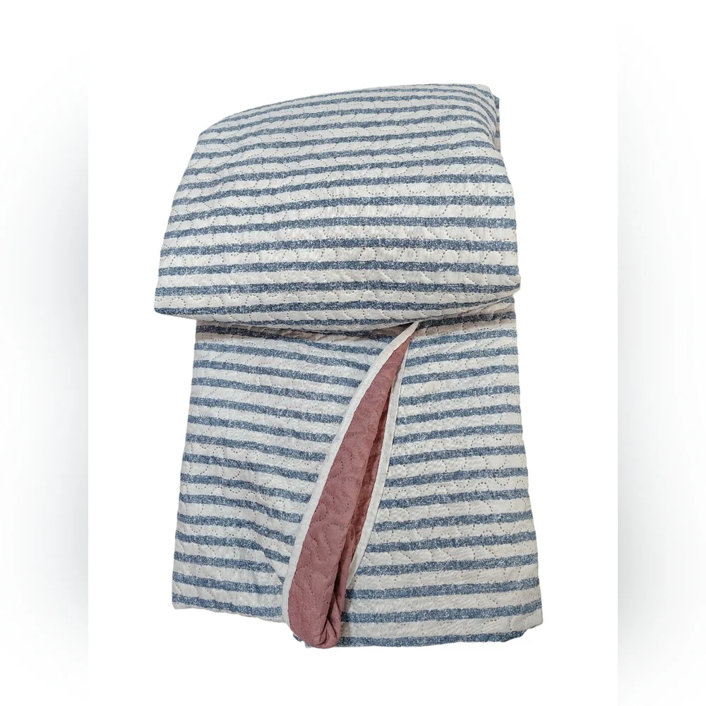 Reversible Cottagecore Quilt Twin/Twin‎ XL Blue Stripe & Mauve Pink